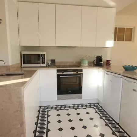 Retreat - Entrecampos アパート *